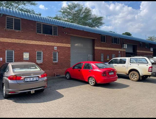 INDUSTRIAL PROPERTY TO RENT IN HENNOPSPARK